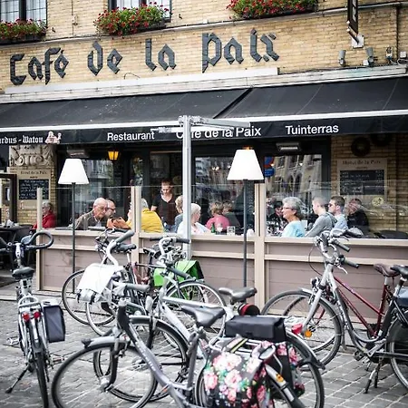 De La Paix Hotel